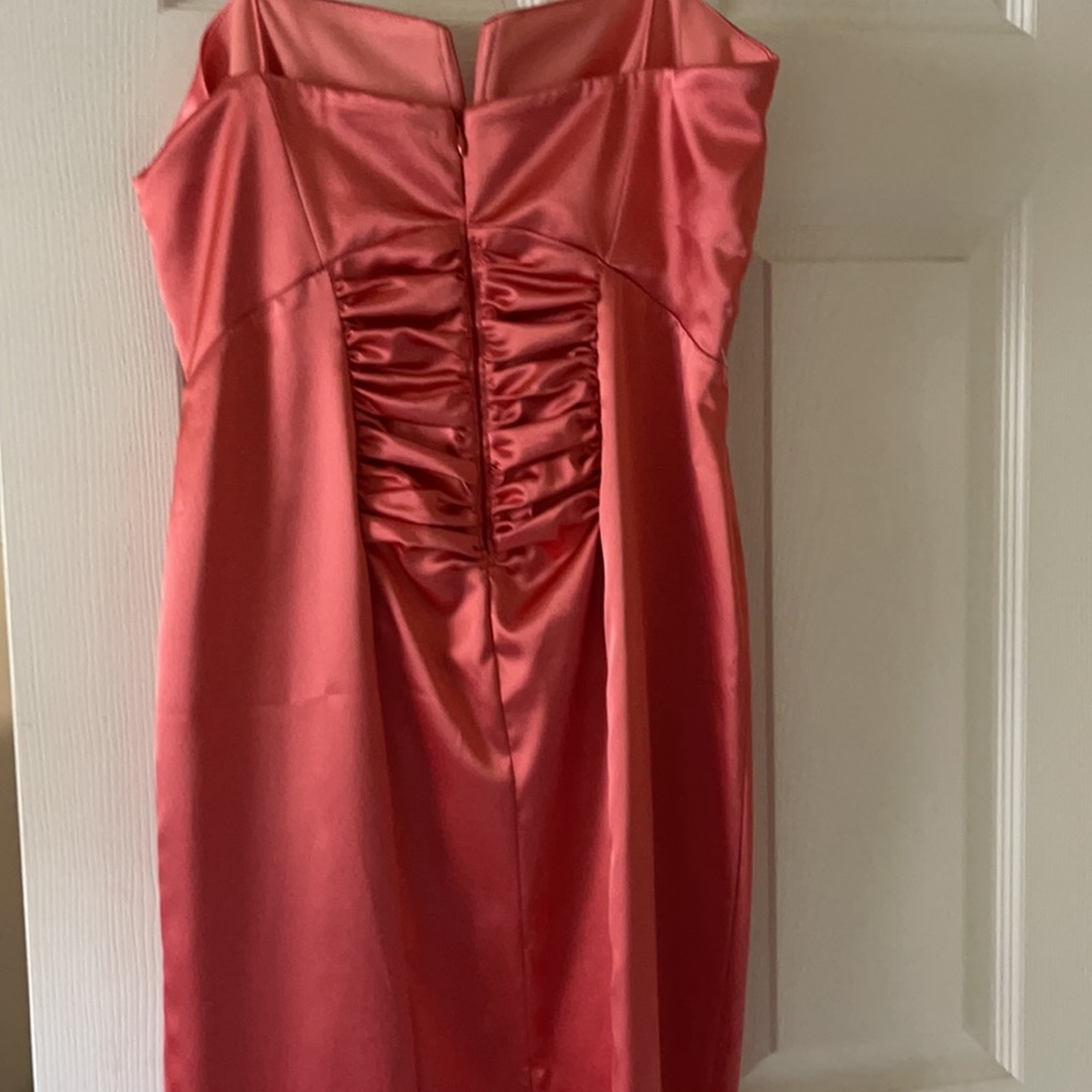 Dress - Picture 3 of 3
